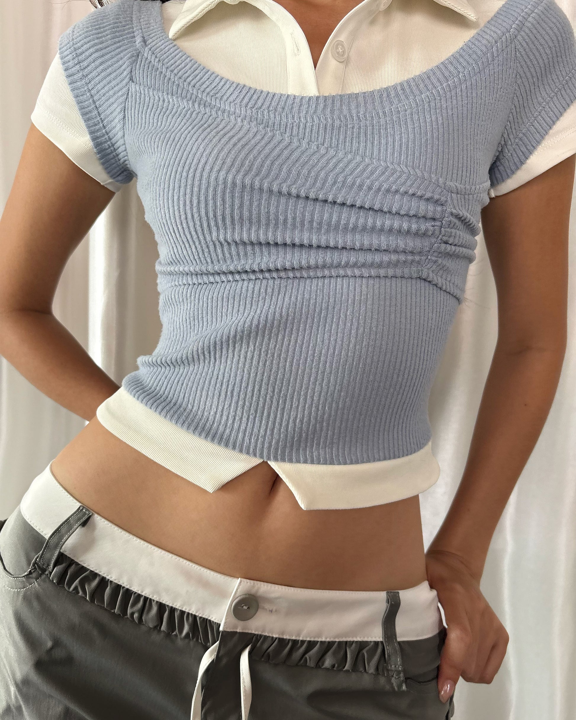 Áo Thun Tay Ngắn Nhún Ngực Cổ Sơ Mi ANNA TOP AIAI OFFICIAL