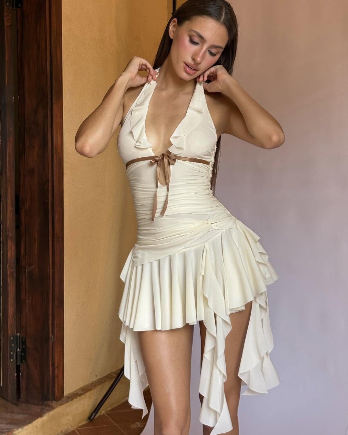 Juliette Đầm nhún khoét ngực tầng xếp ly Juliette Flowing Dress