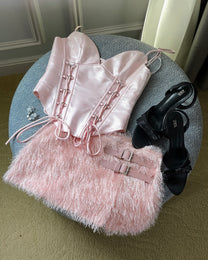Coxy Fur Skirt Chân váy lông chữ A ngắn xẻ đùi phối da Coxy Fur Skirt CHE'RIEON