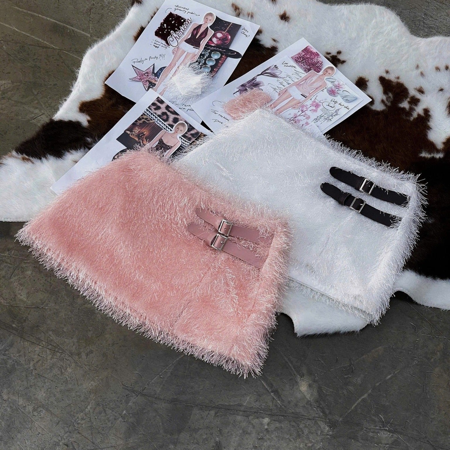 Coxy Fur Skirt Chân váy lông chữ A ngắn xẻ đùi phối da Coxy Fur Skirt CHE'RIEON